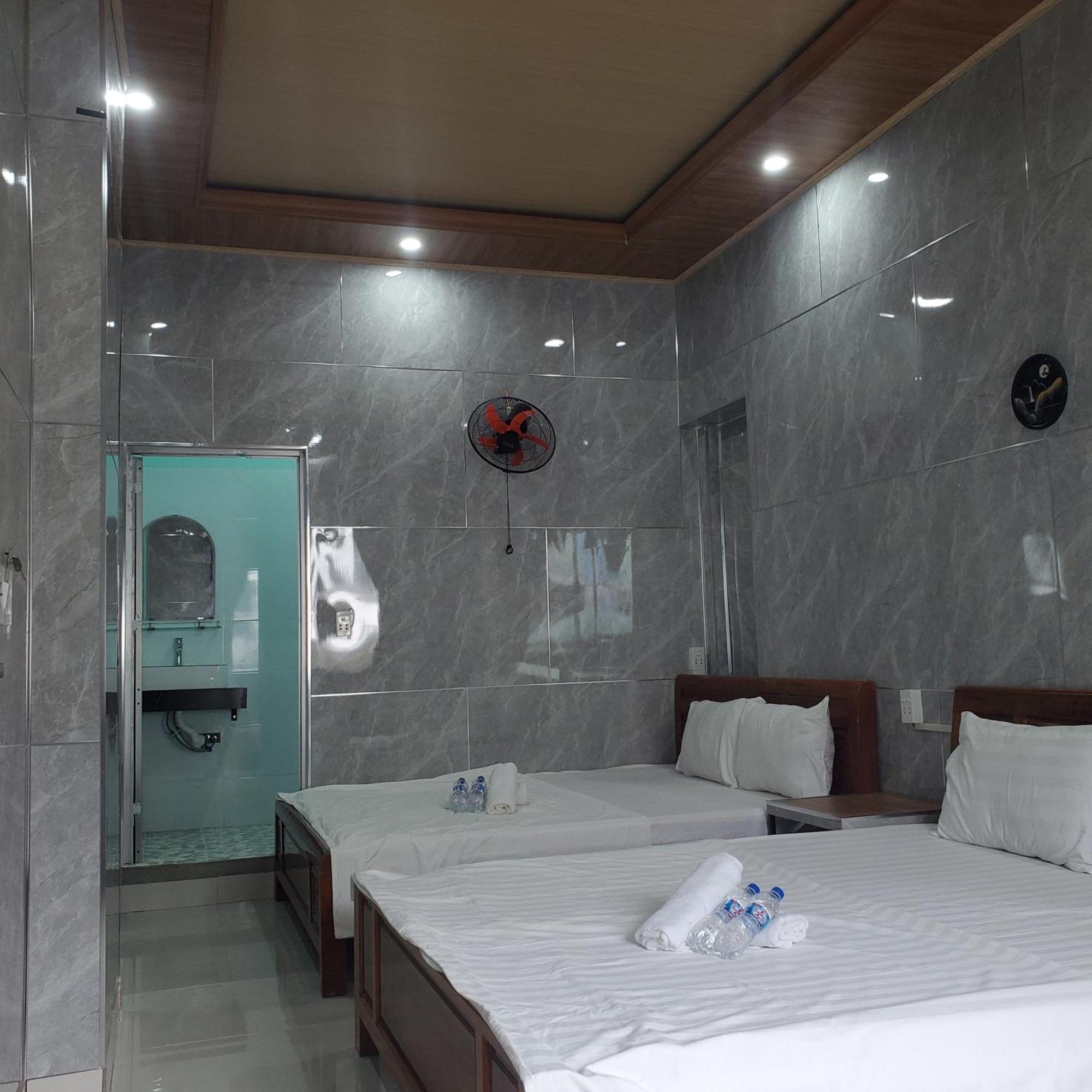 Tuan Thanh Homestay Tan Hiep  Екстер'єр фото