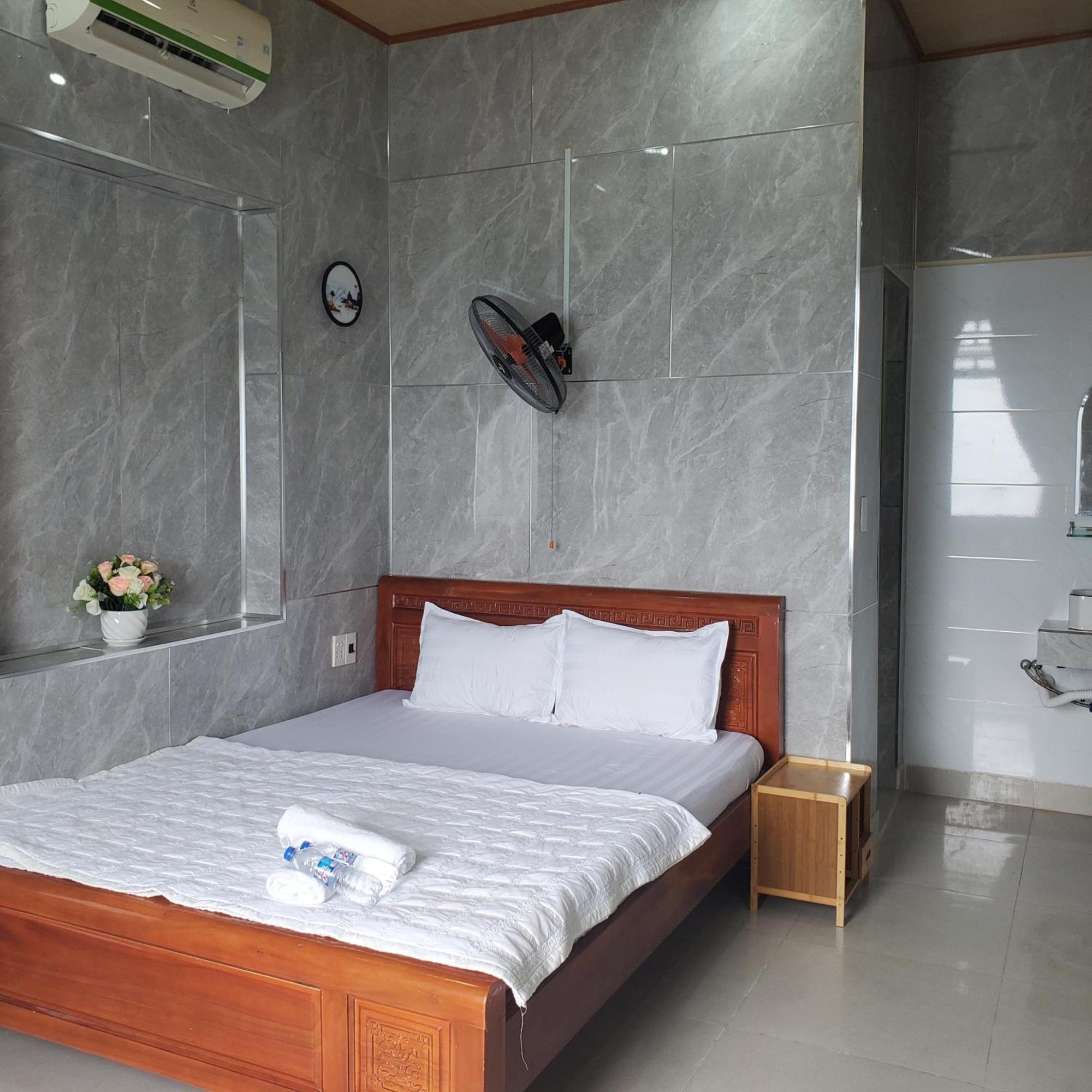 Tuan Thanh Homestay Tan Hiep  Екстер'єр фото